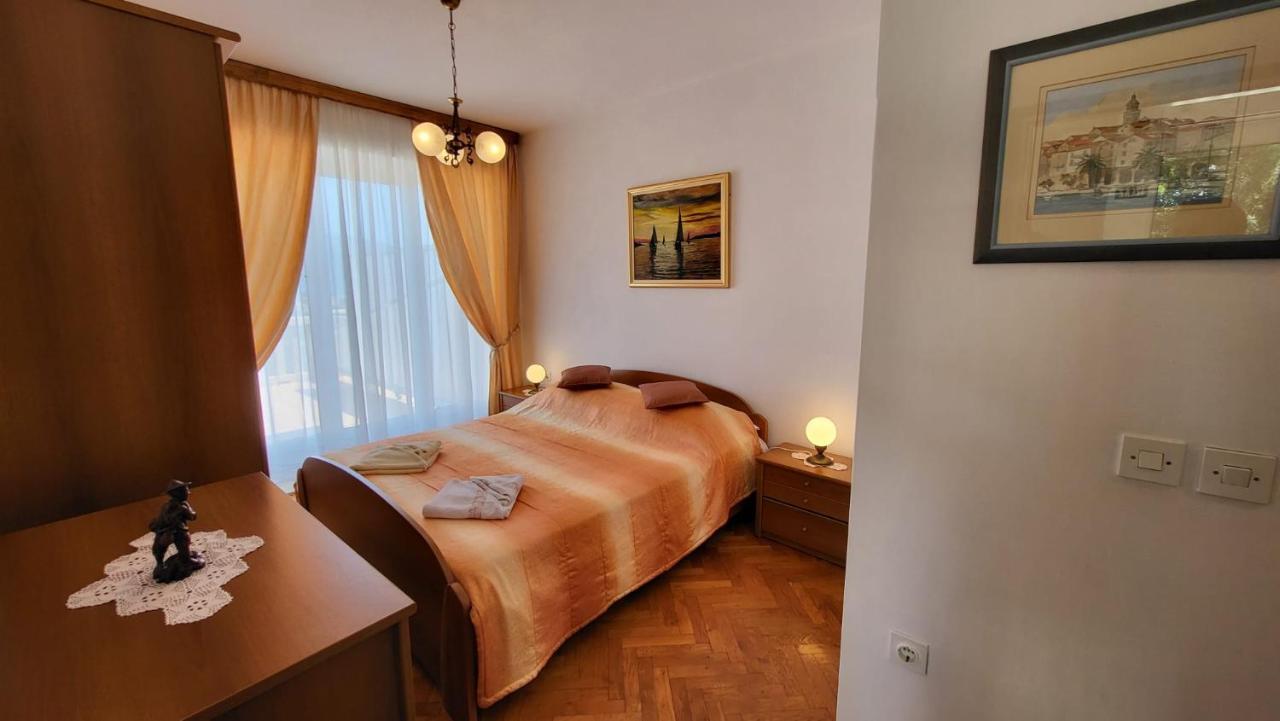 Villa Apartments Mate Cebalo Лумбарда Екстериор снимка